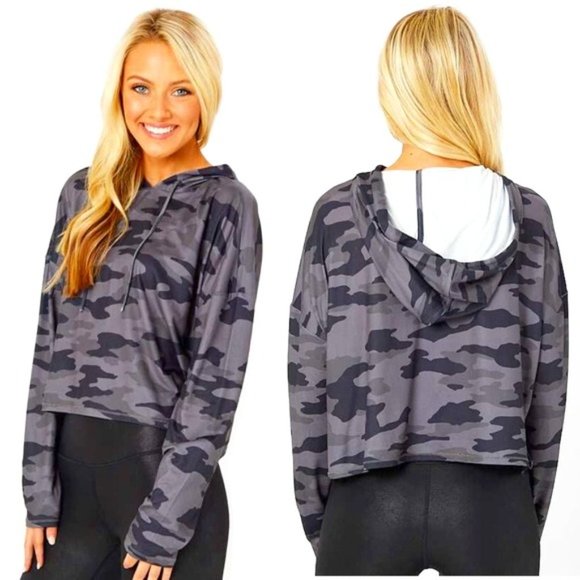 Altar'd State Tops - NWT Camo Hoodie Grey Top Athleisure Lounge NEW XS